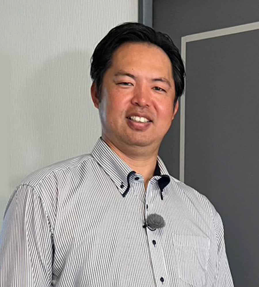 鳴尾浜球場ラストゲームの生中継に出演する井川慶氏