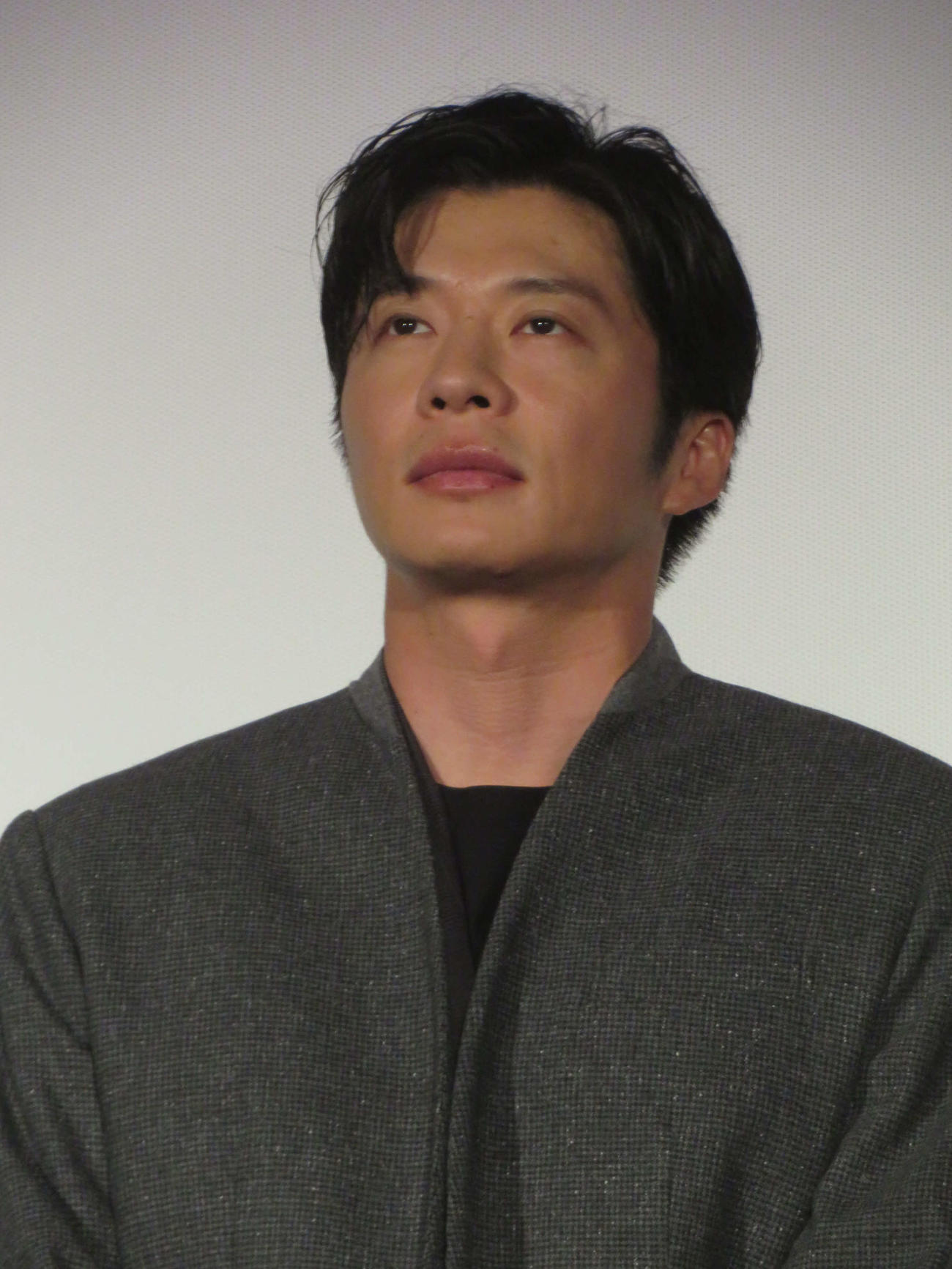 映画「あの人が消えた」初日舞台あいさつに出席した田中圭