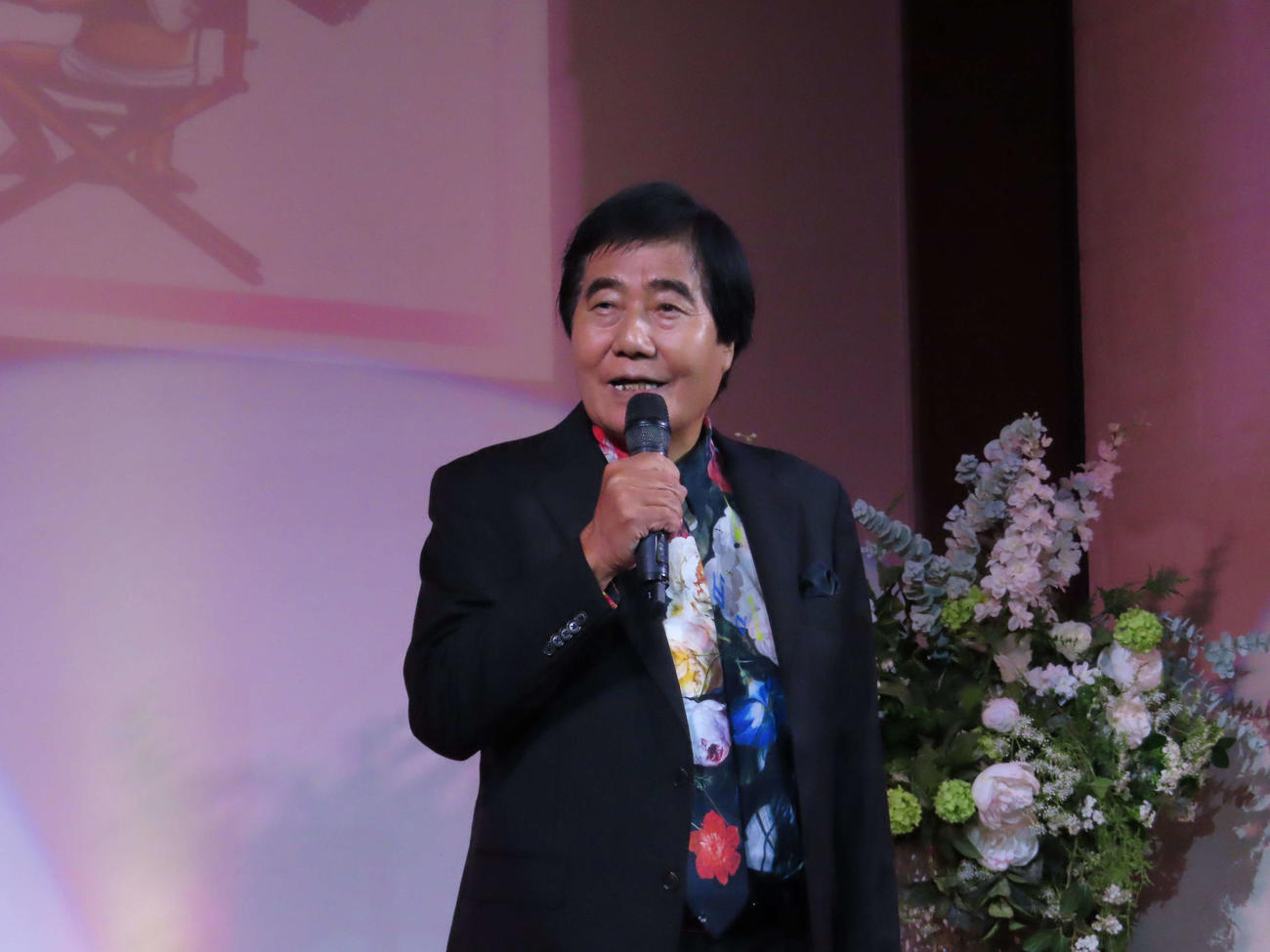 トークライブ「第2回　男塾祭」に登場した村西とおる氏
