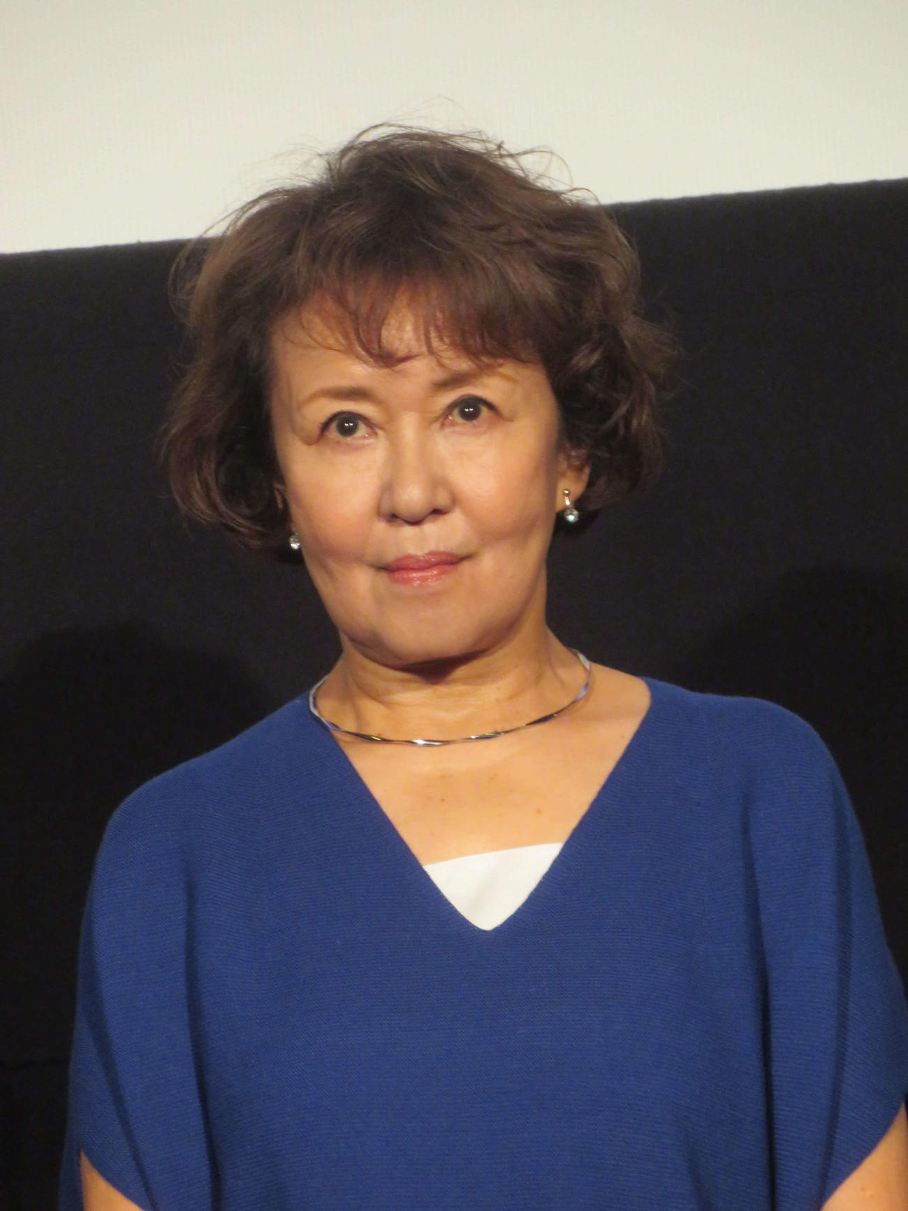 映画「ぼくが生きてる、ふたつの世界」公開記念舞台あいさつに出席した烏丸せつ子