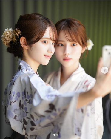 鈴木みな、まりあ姉妹のインスタグラムから