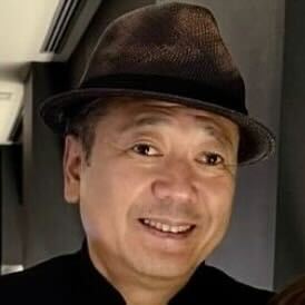鎧塚俊彦氏、思い出の温泉でのんびり「温泉につかっているお姿がかばちゃんみたい」「ほっこり」
