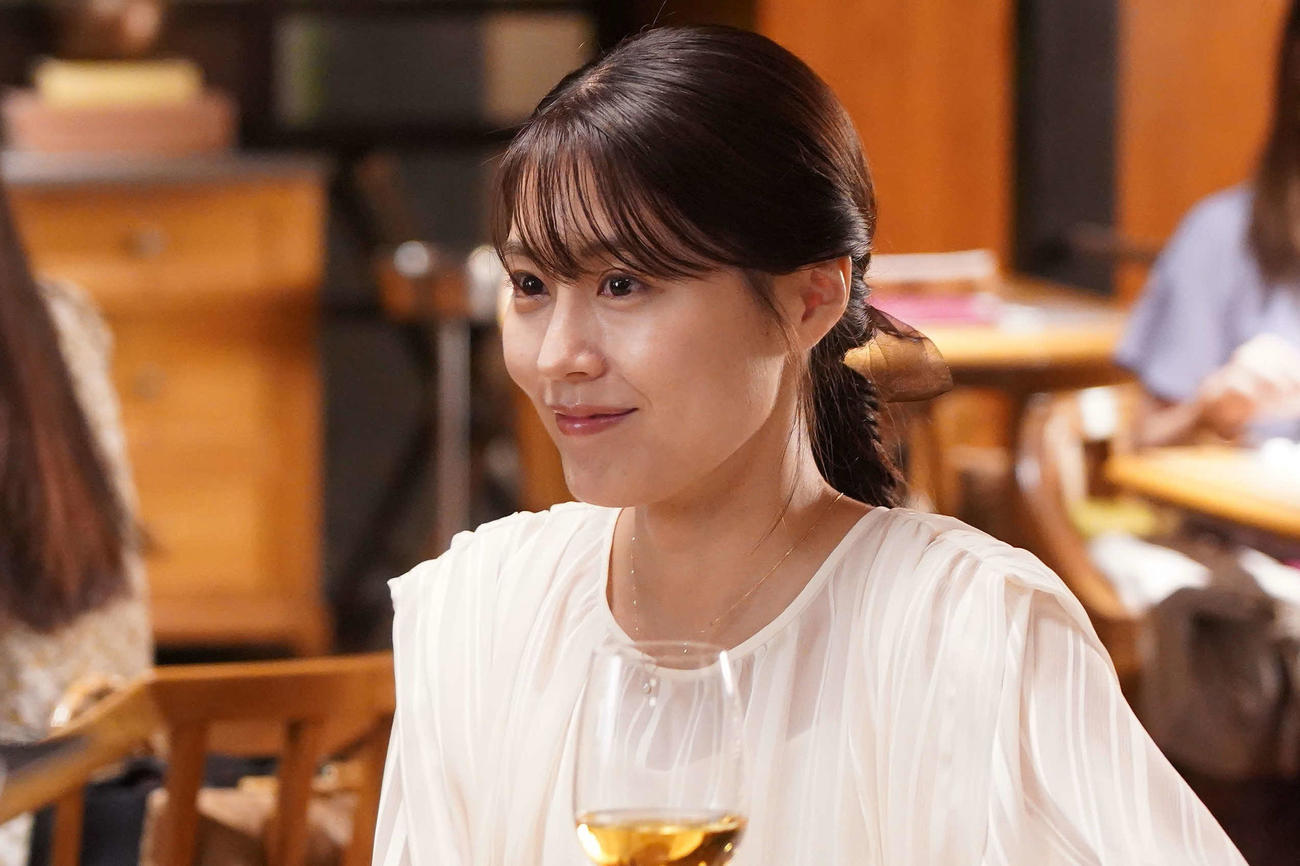 フジテレビ系「海のはじまり」より有村架純（C）フジテレビ