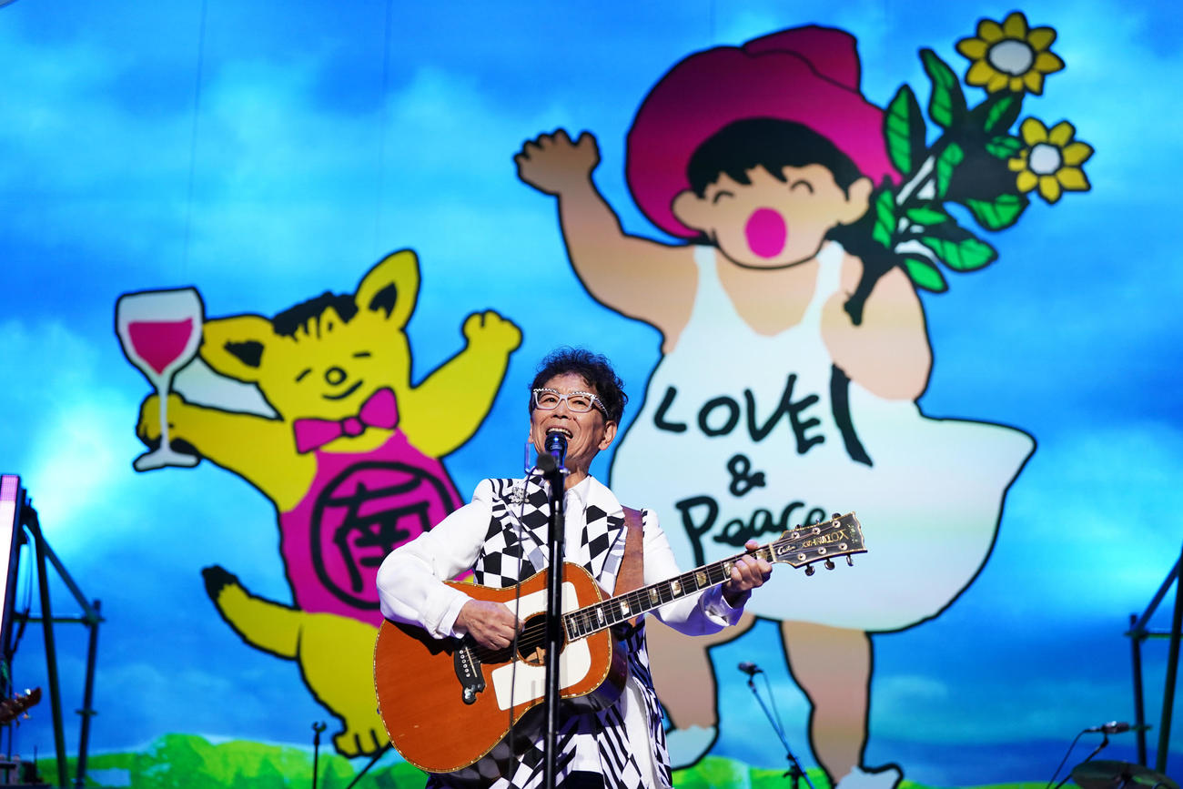 「ラストサマーピクニック　in　武道館」を開催した南こうせつ