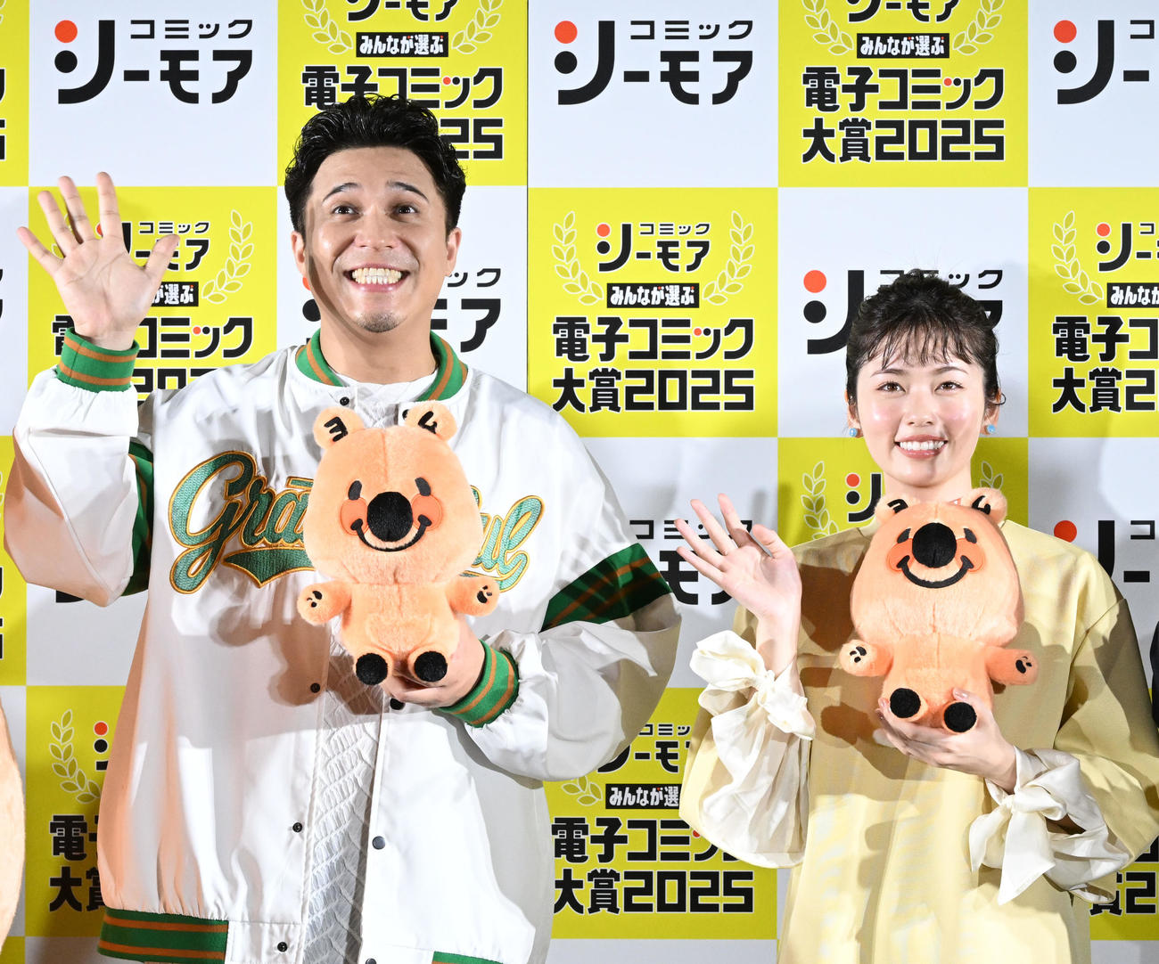 イベントに登場した木村昴（左）と小芝風花（撮影・千葉一成）