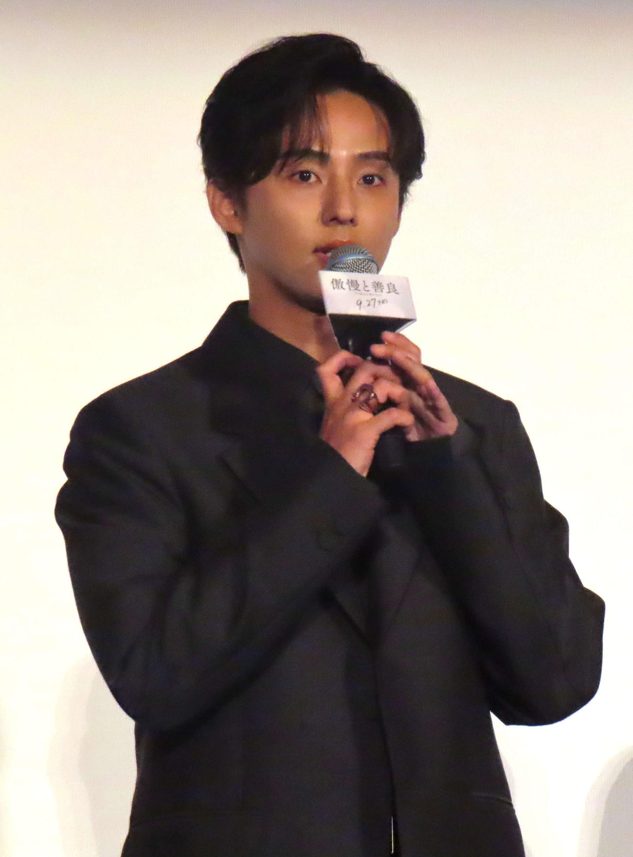 映画「傲慢と善良」公開記念舞台あいさつに登壇したKis－My－Ft2藤ケ谷太輔
