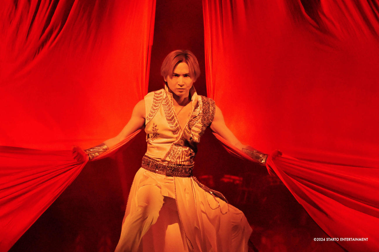 「Endless SHOCK」で熱演する堂本光一（C）2024 STARTO ENTERTAINMENT