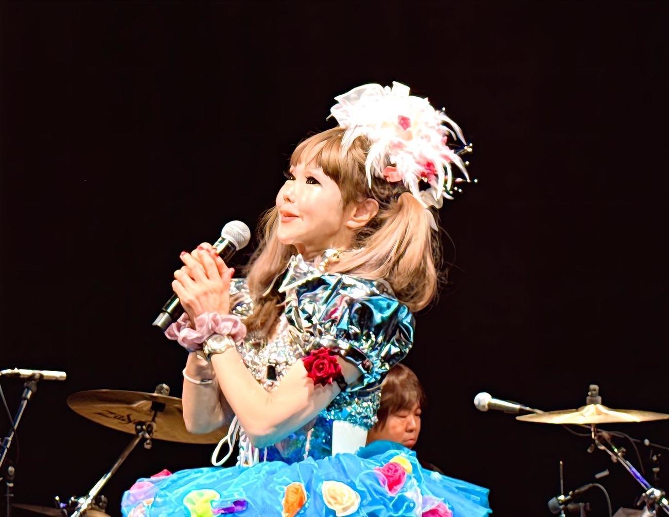 「劇団ハートひとみん」の第2回定期公演に出演した恵中瞳