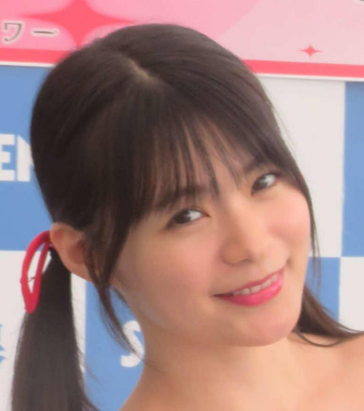 2025年カレンダー発売記念イベントに出席した星名美津紀