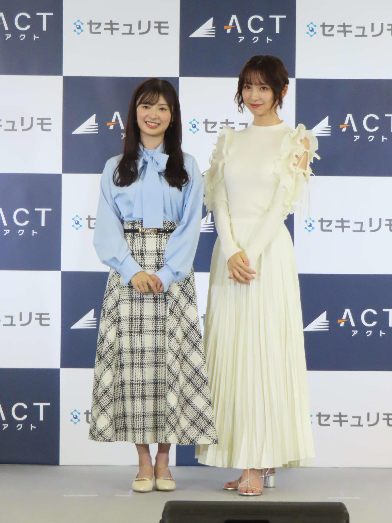 アクトの広報に就任した武藤十夢（左）とゲストとして登壇した篠田麻里子