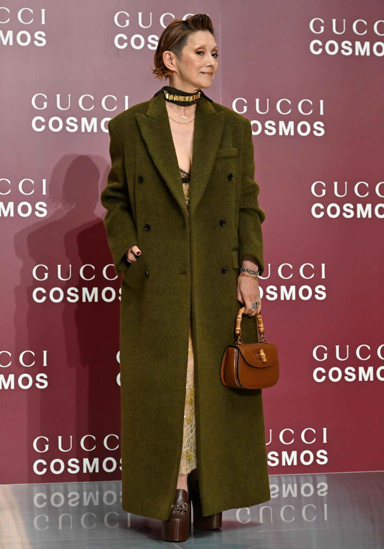 GUCCI COSMOSのフォトコールに登場した夏木マリ（撮影・石井愛子）