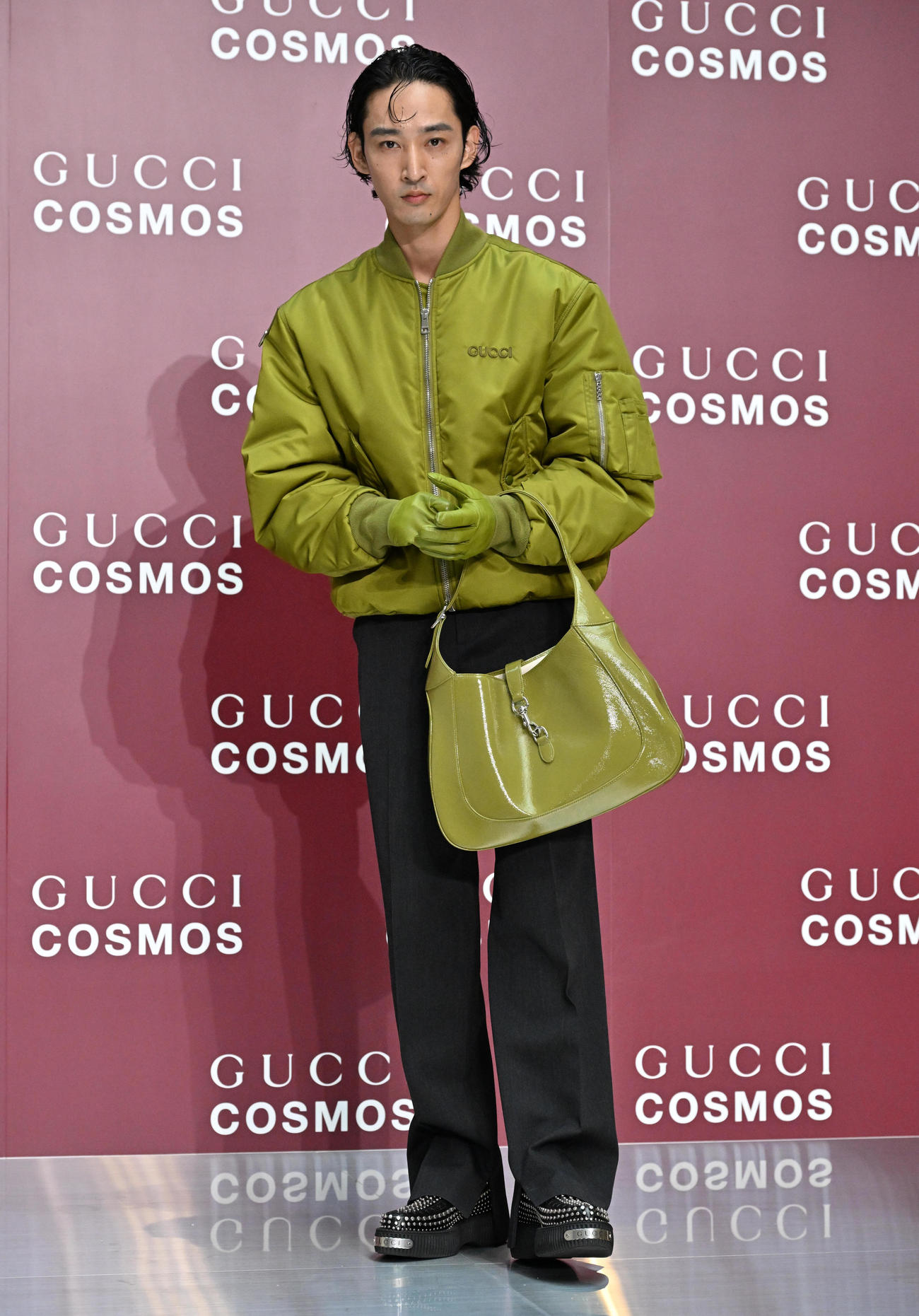 GUCCI COSMOSのフォトコールに登場した上杉柊平（撮影・石井愛子）