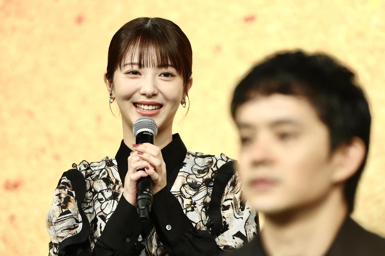 2026年NHK大河ドラマ「豊臣兄弟！」出演者発表会見に臨む浜辺美波（撮影・河田真司）