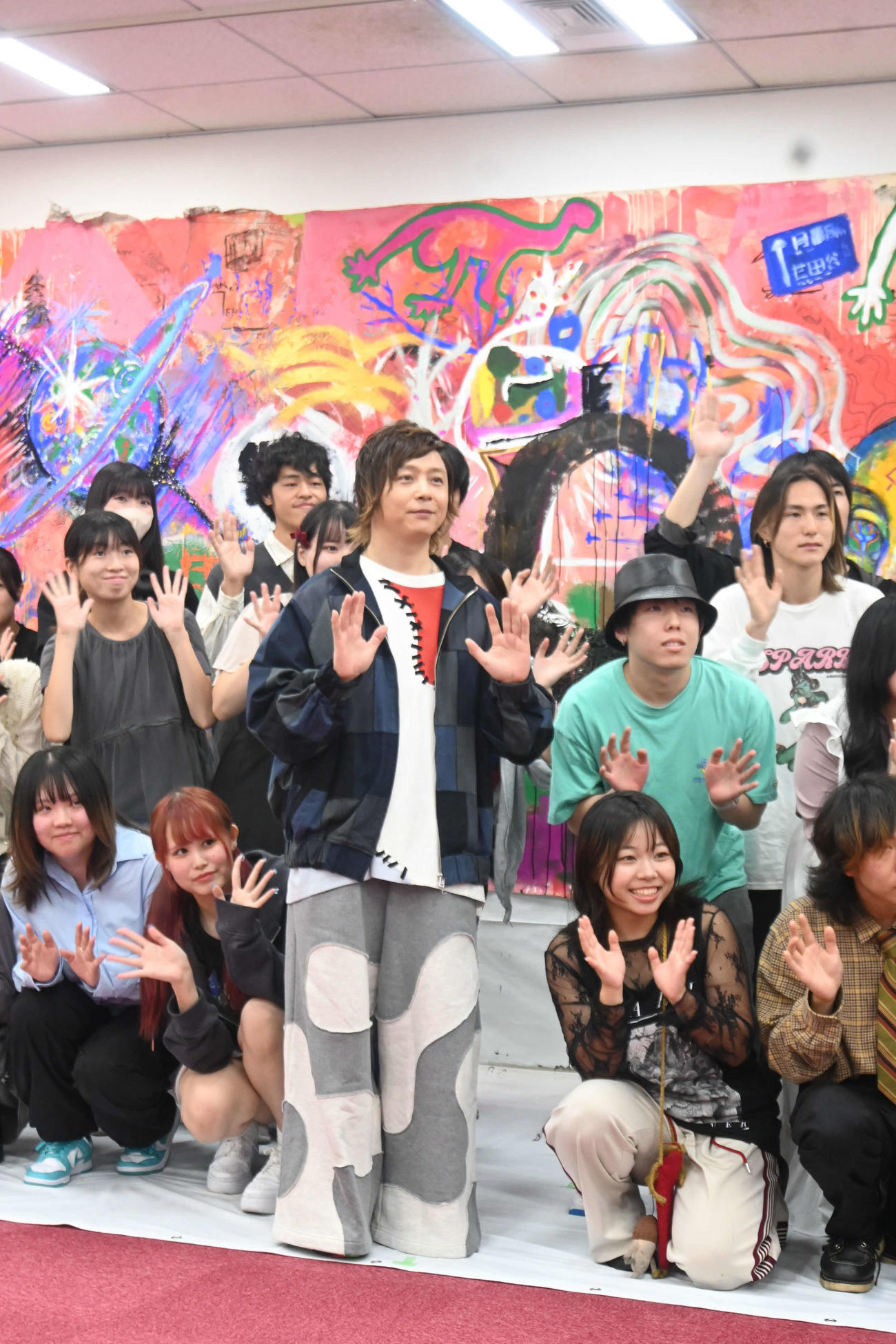 大阪市内で行われた大阪芸大とのコラボイベントに参加した堂本剛（撮影・松浦隆司）