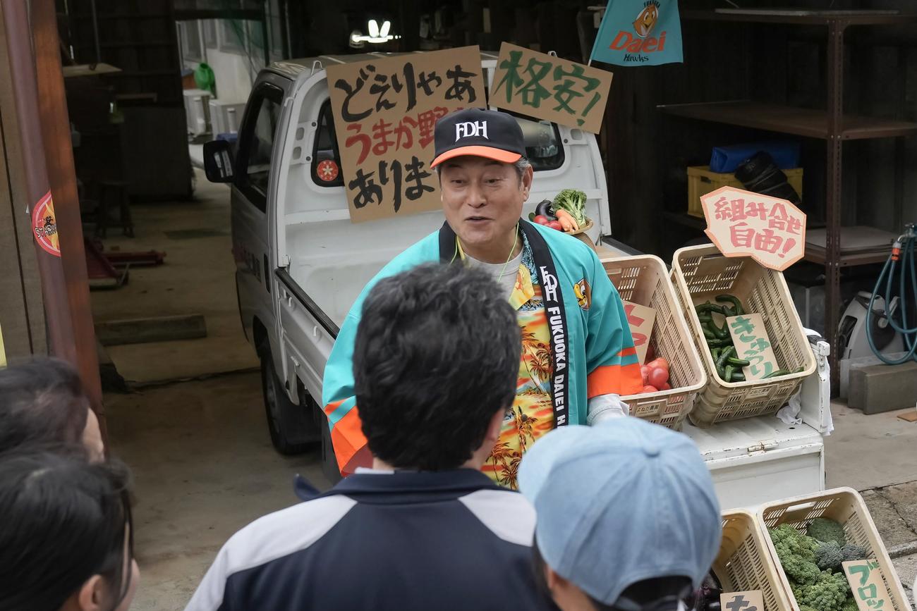 朝ドラ「おむすび」で自由奔放なヒロイン橋本環奈の祖父役を演じる松平健