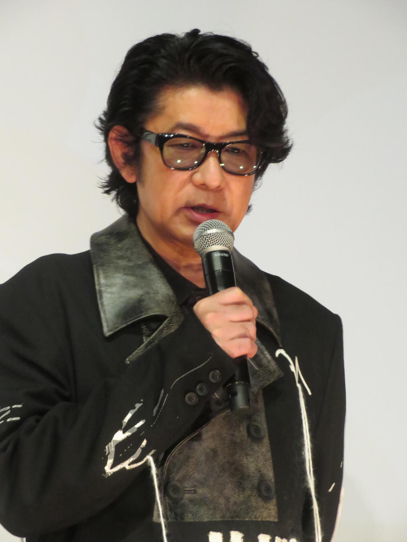 映画「徒花－ADABANA－」完成披露舞台あいさつに登壇した永瀬正敏（撮影・村上幸将）
