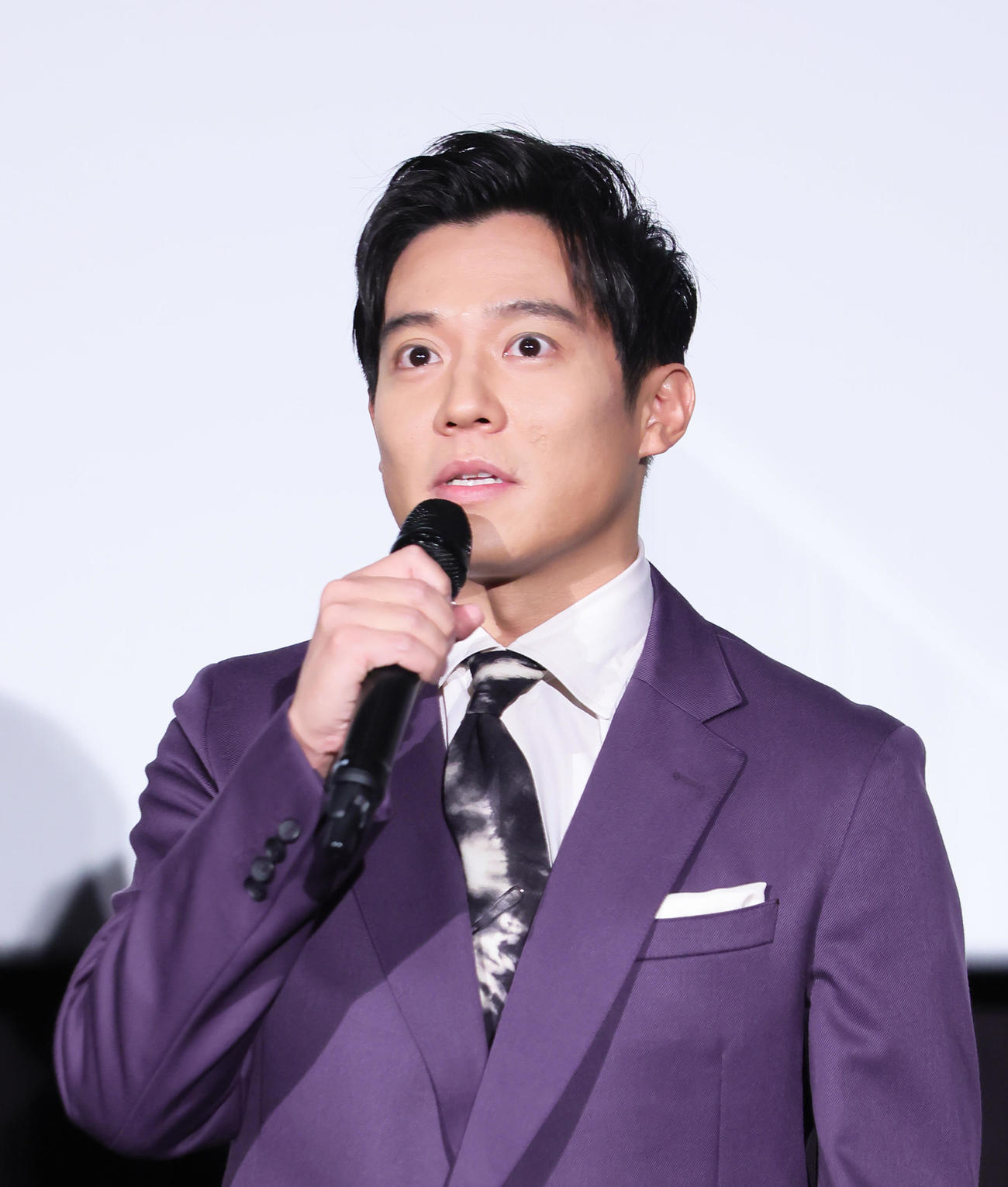 小出恵介（2022年9月撮影）