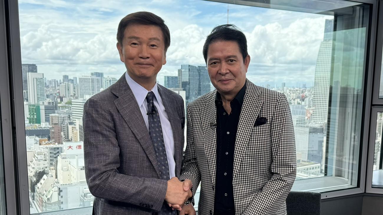 森田健作（左）と浜圭介氏
