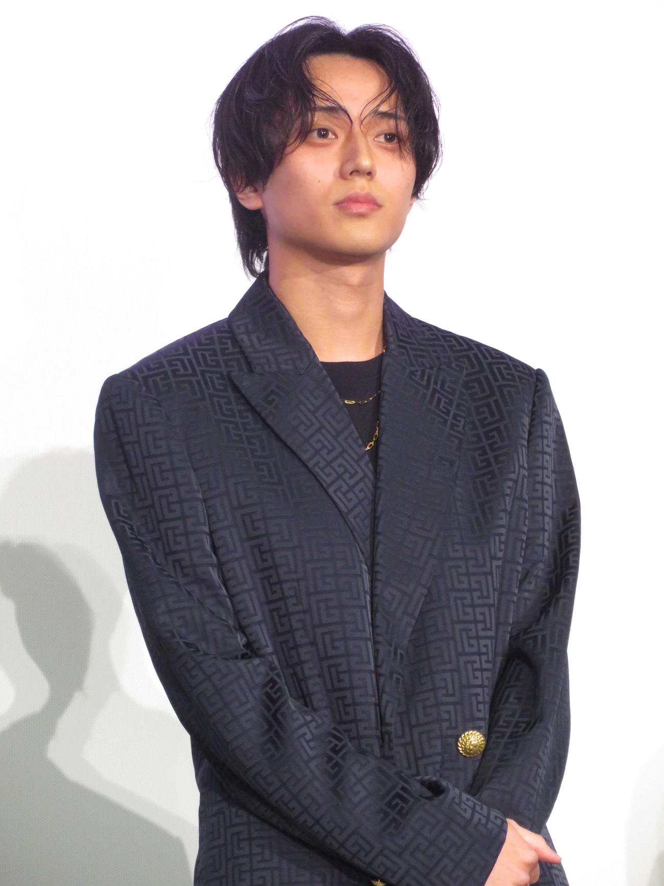 映画「ふれる。」（長井龍雪監督）初日舞台あいさつに登壇した永瀬廉