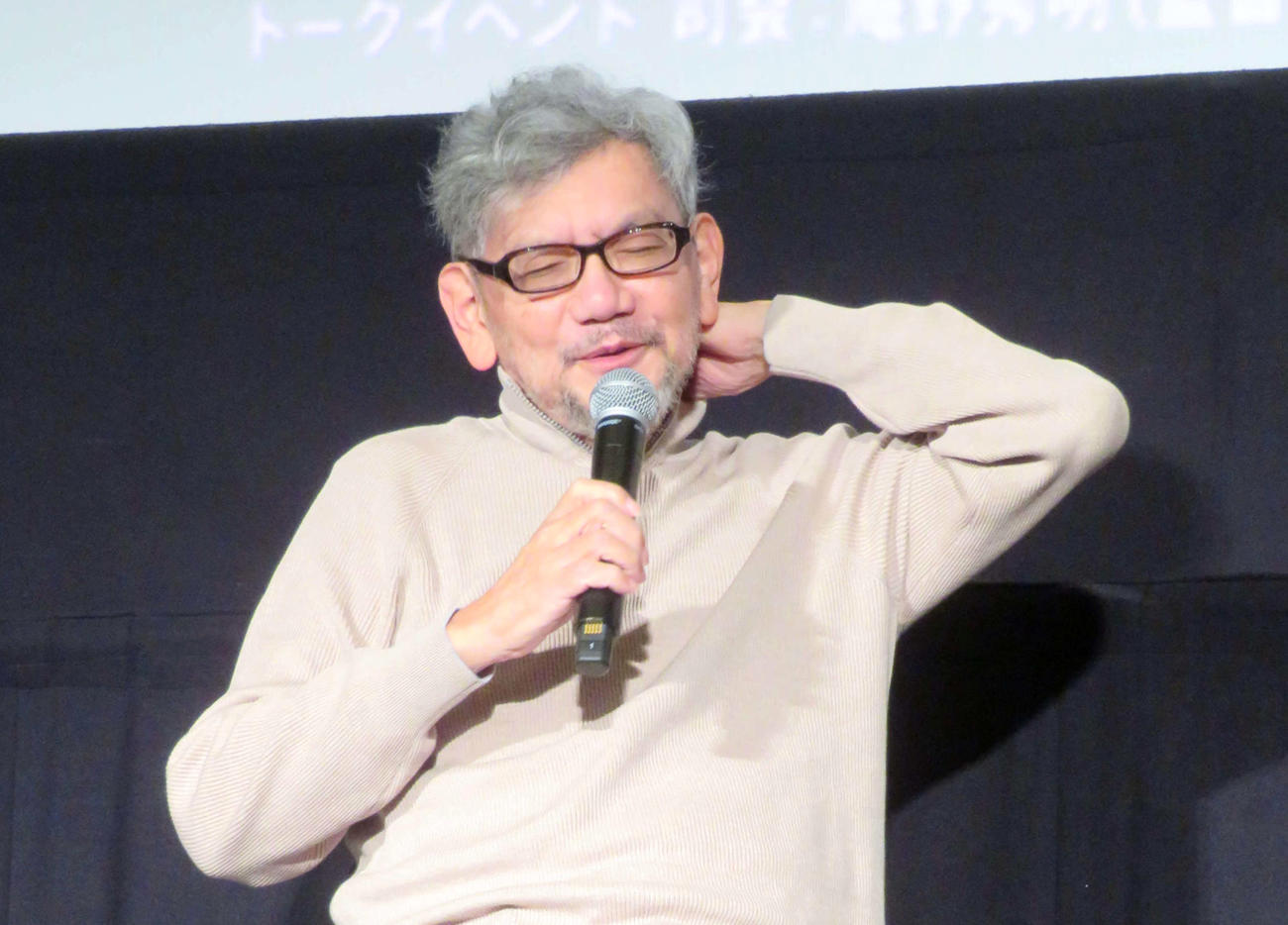 「宇宙戦艦ヤマト」放送50周年記念上映会で笑みを浮かべる庵野秀明監督（撮影・村上幸将）