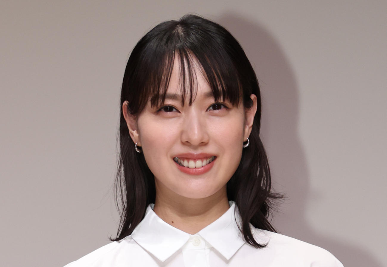 戸田恵梨香（2023年6月撮影）