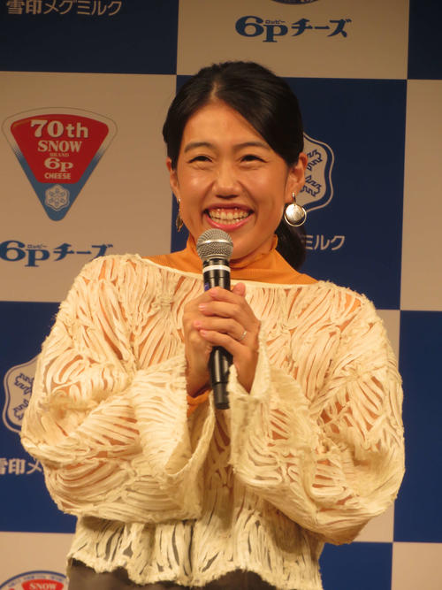 横澤夏子「長女が朝起きるとプリンセスのドレス」子ども３人との「もうバタバタ」な朝食劇を披露