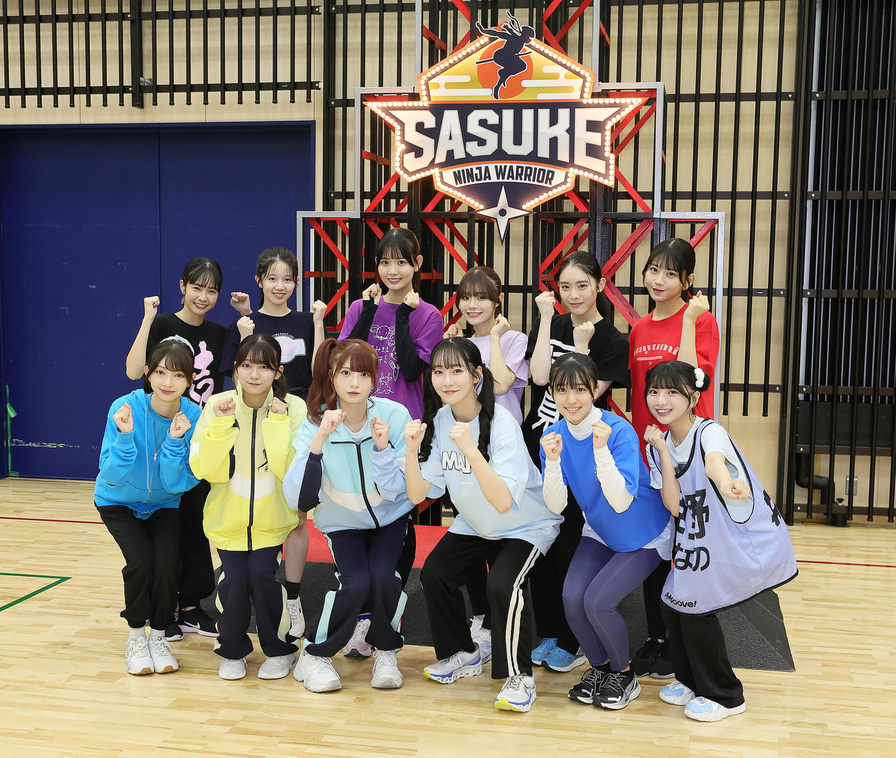 「SASUKEアイドル予選会」の出場メンバー。前列左から超ときめきハート宣伝部辻野かなみ、≒JOY大信田美月、≠ME菅波美玲、FRUITS ZIPPER真中まな、僕が見たかった青空岩本理瑚、＃Mooove！姫野ひなの、後列左からukka結城りな、AKB48正鋳真優、SKE48伊藤美希、NGT48清司麗菜、私立恵比寿中学風見和香、SWEET STEADY白石まゆみ（撮影・足立雅史）