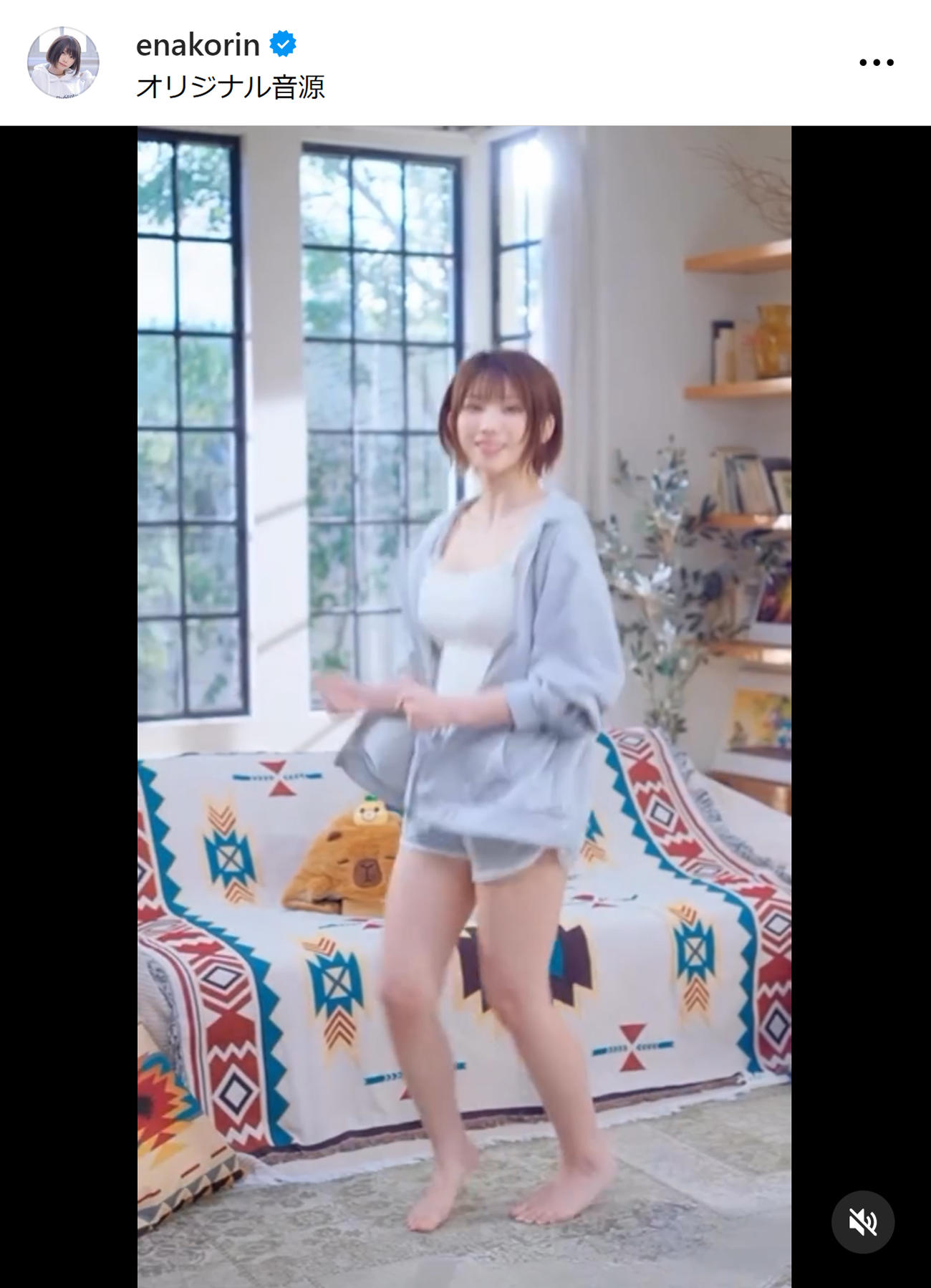 えなこのインスタグラムから
