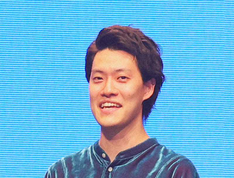 霜降り明星の粗品（2023年撮影）