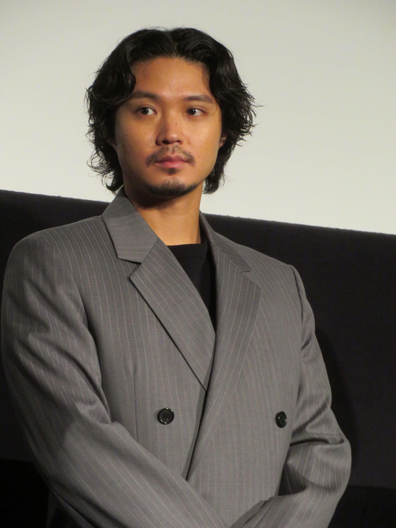 映画「若き見知らぬ者たち」公開記念舞台あいさつに登壇した磯村勇斗（撮影・村上幸将）