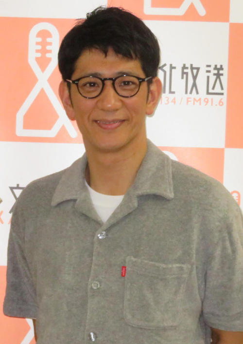アンタ柴田英嗣、ブレブレ自撮りショット連発「全部ブレてるの面白いです」「ブレすぎて好き」