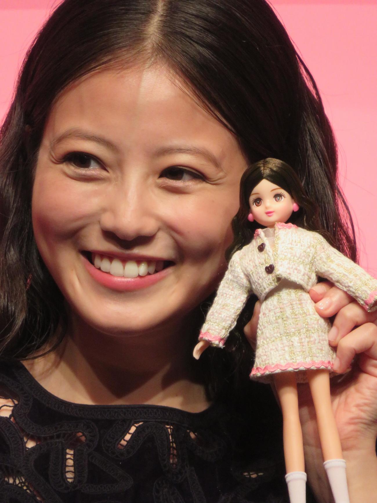 「リカちゃん」のお友だち人形「あこがれ芸能人　みおちゃん」の発表会見を行った今田美桜