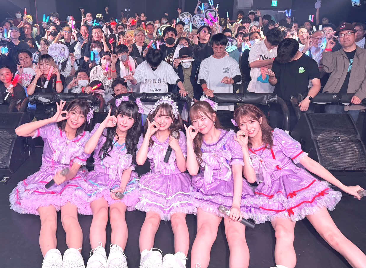 デビューライブを行った5人組女性アイドルグループ、ドリームシンフォニー