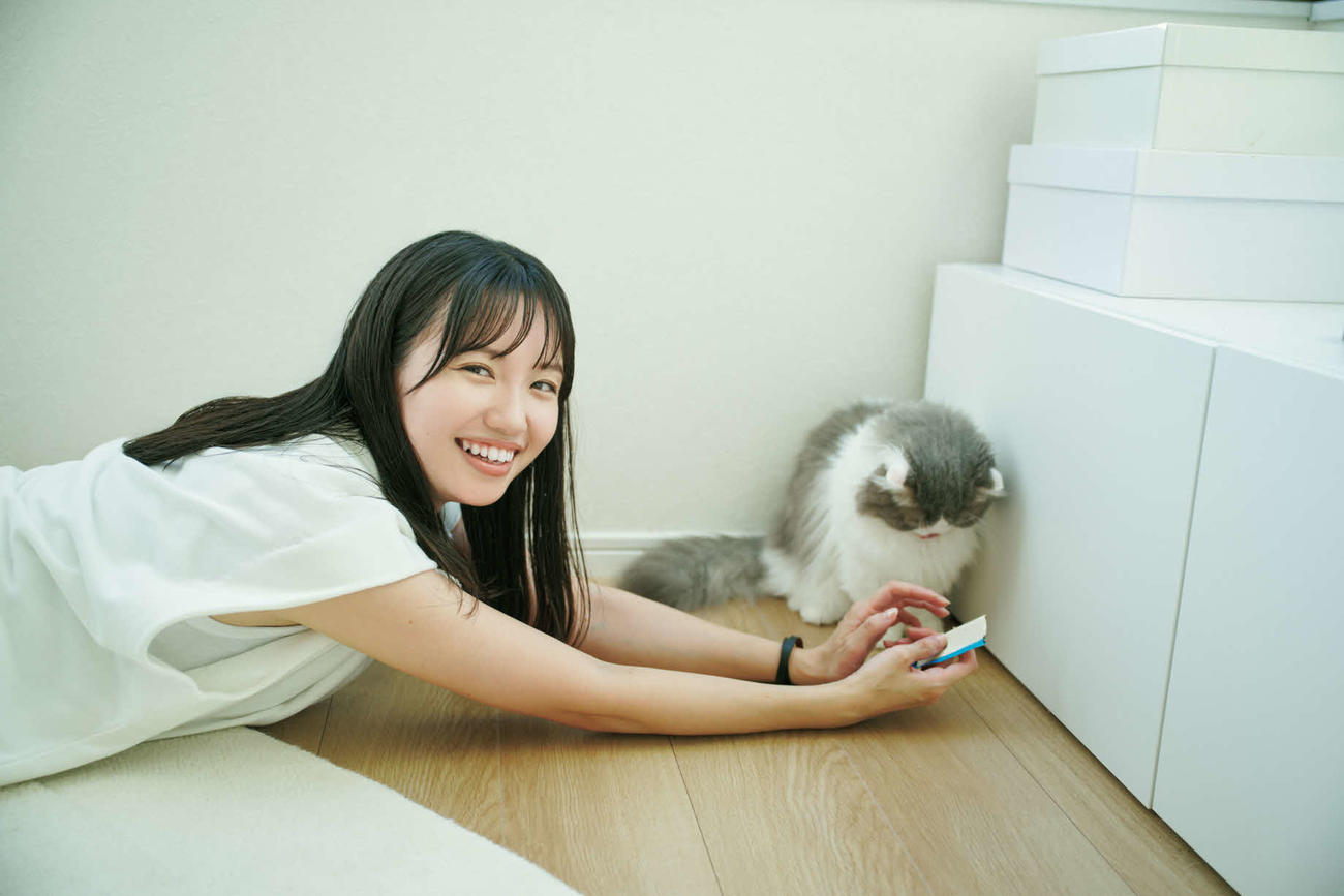 テレビ東京田中瞳アナウンサーの初フォト＆エッセイ「瞳のまにまに」の先行公開カット（C）熊木優