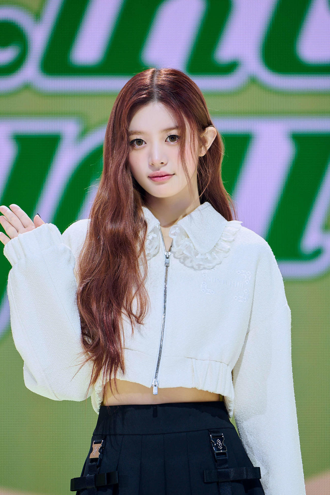 ミニアルバム「I，LL LIKE YOU」の発売記念ショーケースを韓国で行ったILLITのMINJU（(P)＆(C)BELIFT LAB Inc.）