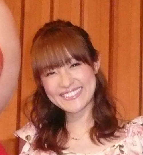 “美人化”話題の大沢あかね、韓国アイドルに大変身？　「衝撃的にかわゆい」「若々しい」と反響