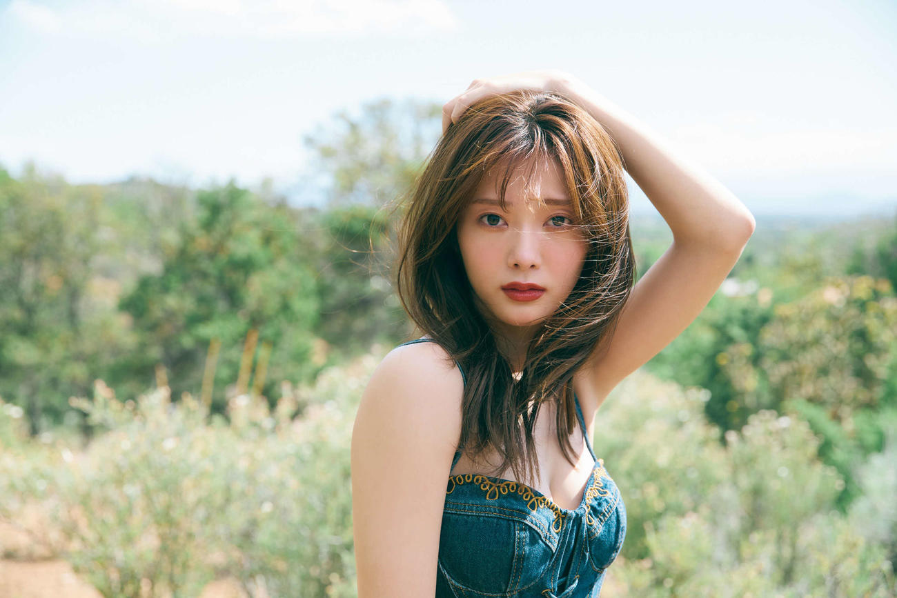 田村保乃2nd写真集「隣の席になりたい」収録写真（C）三瓶康友／講談社