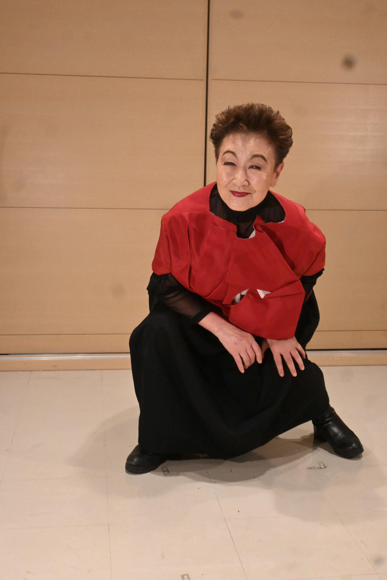 大阪市内で年の瀬恒例の「加藤登紀子ほろ酔いコンサート2024」の取材会に出席した加藤登紀子（撮影・松浦隆司）