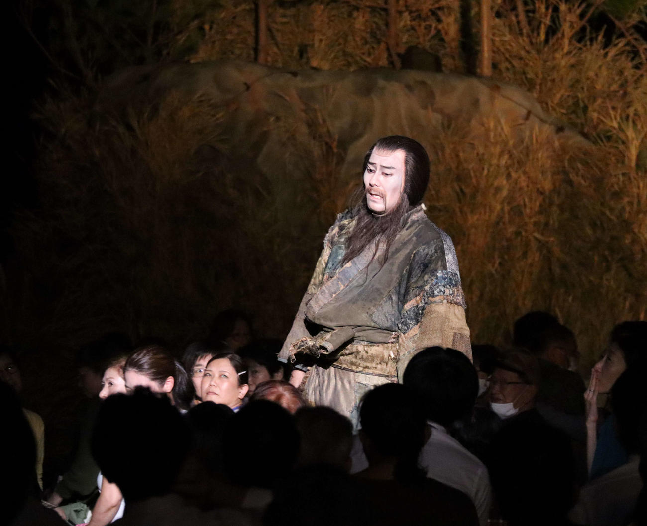 硫黄島での「俊寛」公演に出演した中村勘九郎