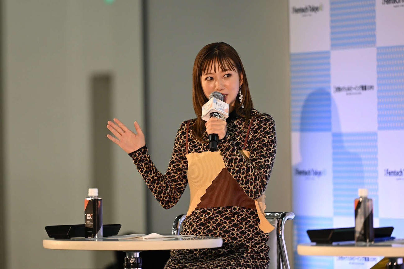 「Fem＋」トークイベントに登壇した伊藤千晃