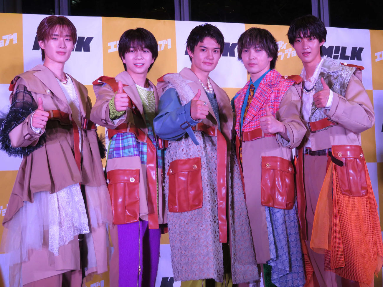 「エビバディグッジョブ！」リリース記念イベントを行ったM！LKメンバー、左から山中柔太朗、塩■（■は崎の大が立の下の横棒なし）太智、佐野勇斗、吉田仁人、曽野舜太