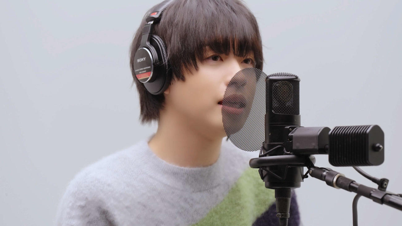 「THE FIRST TAKE」に初登場し、代表曲「ラブソング」を歌唱するマルシィの吉田右京
