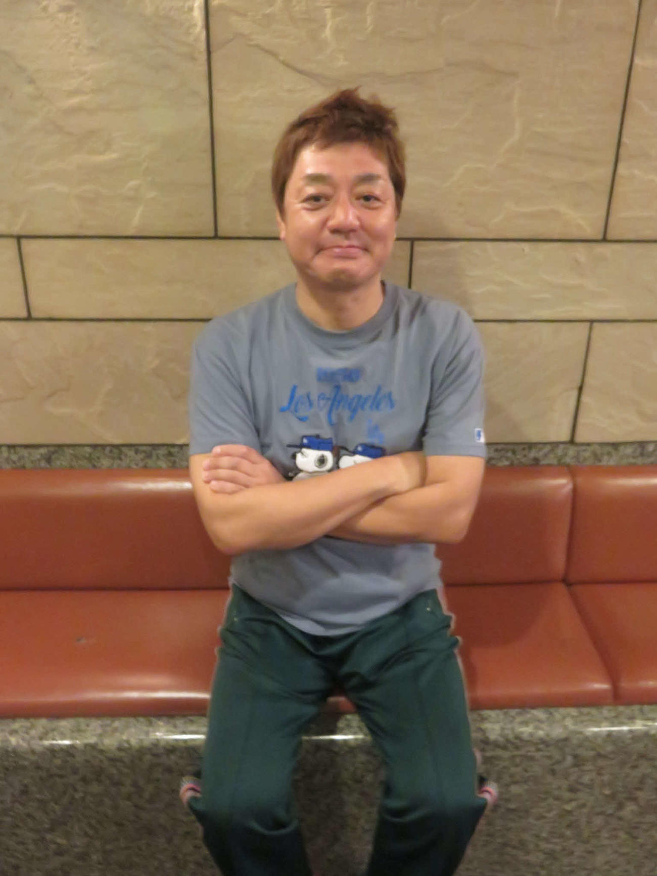 新曲「つがるのうらら」を発売したタマ伸也