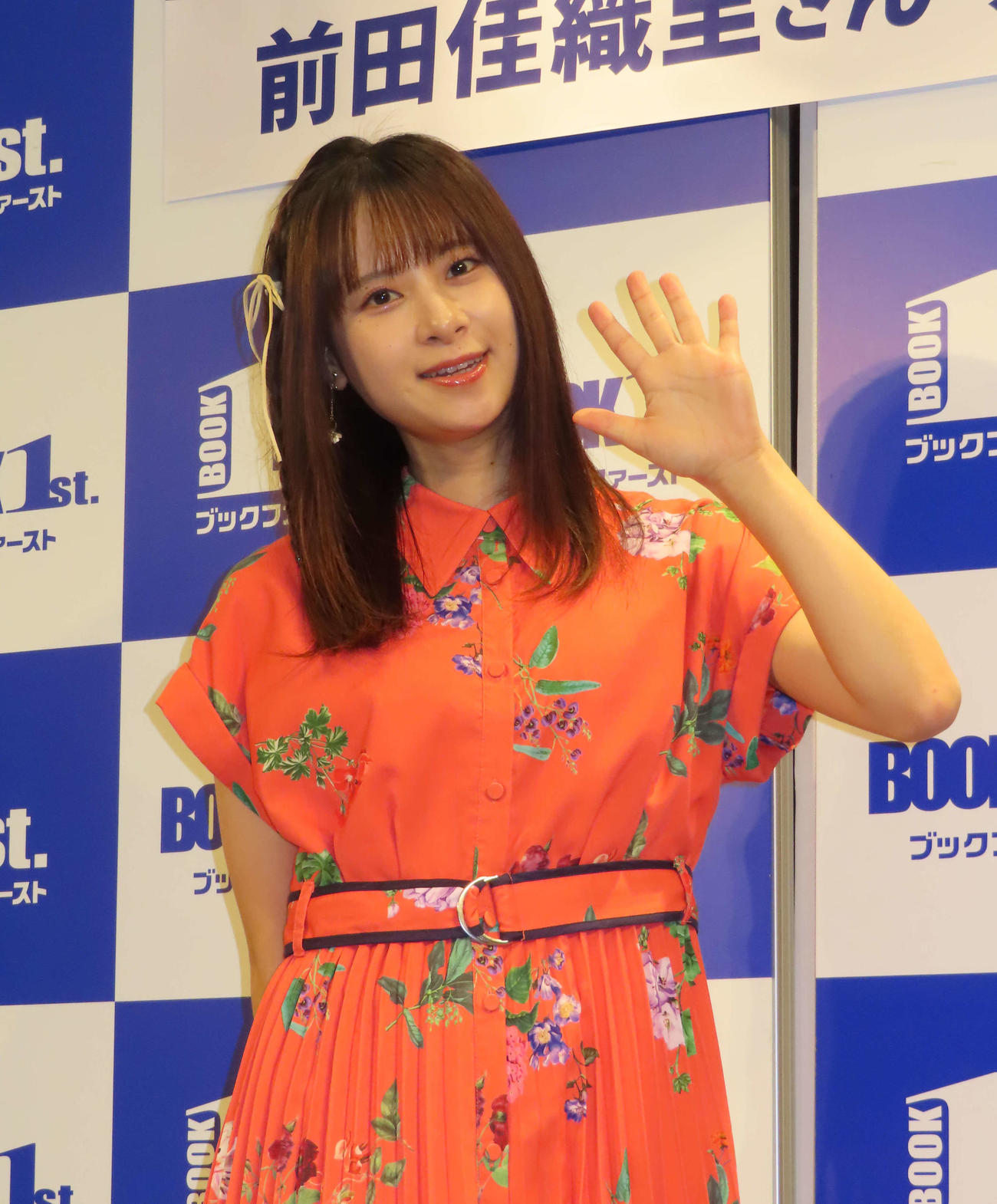 写真集「恋のかおり」の発売イベントを行った前田佳織里