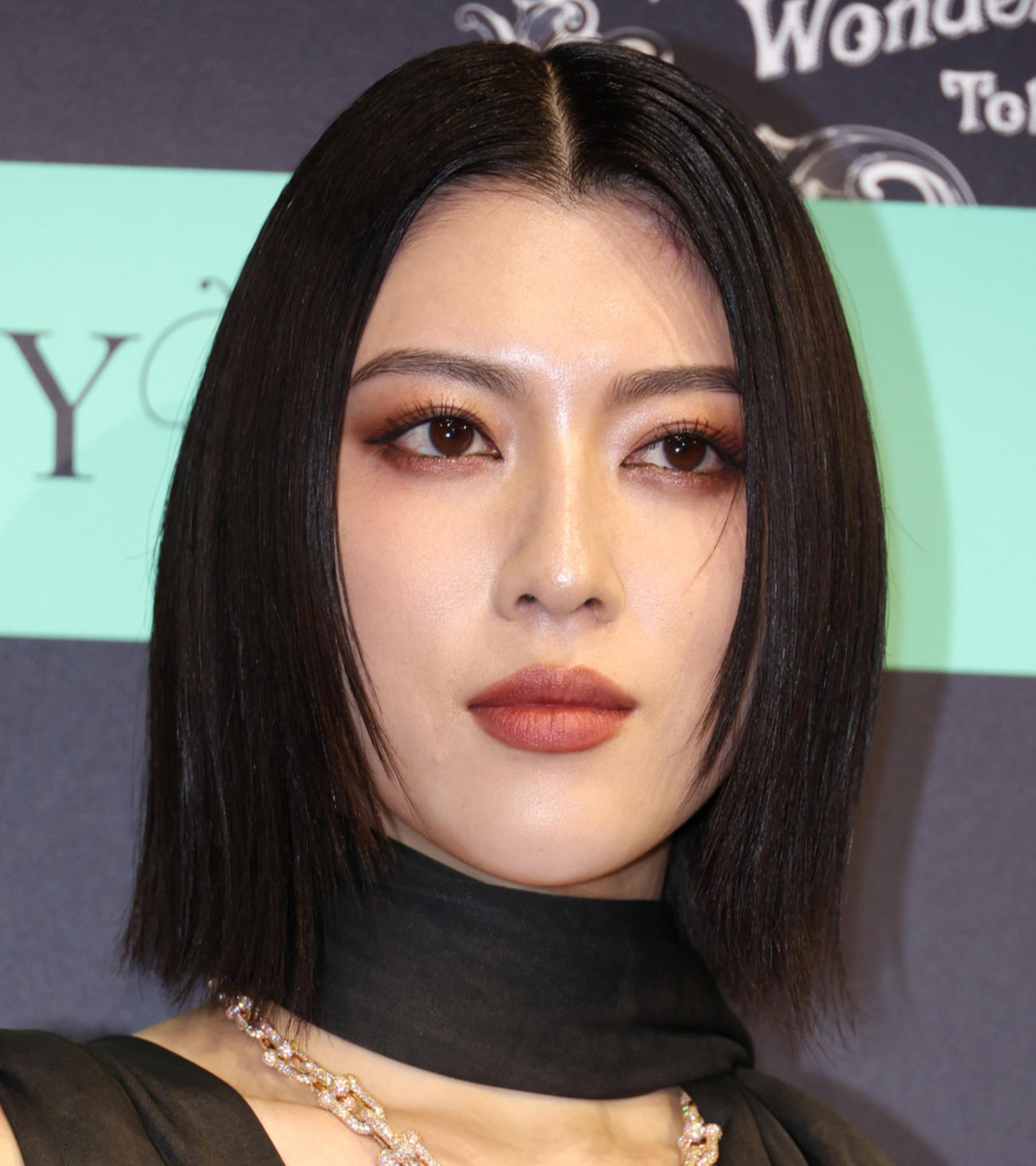 三吉彩花（2024年4月撮影）