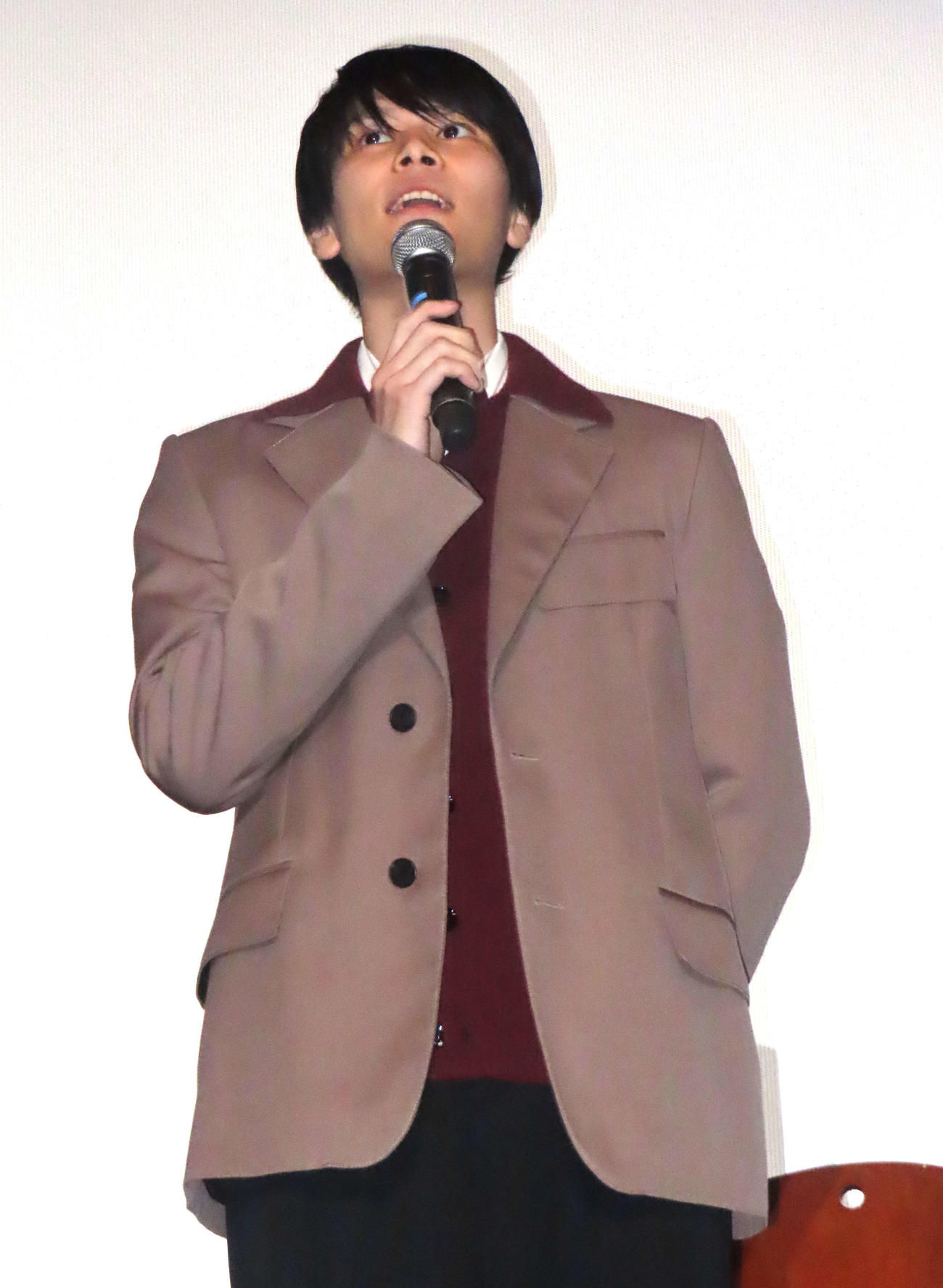 「世界征服やめた」ワールドプレミア上映イベントに登壇した萩原利久
