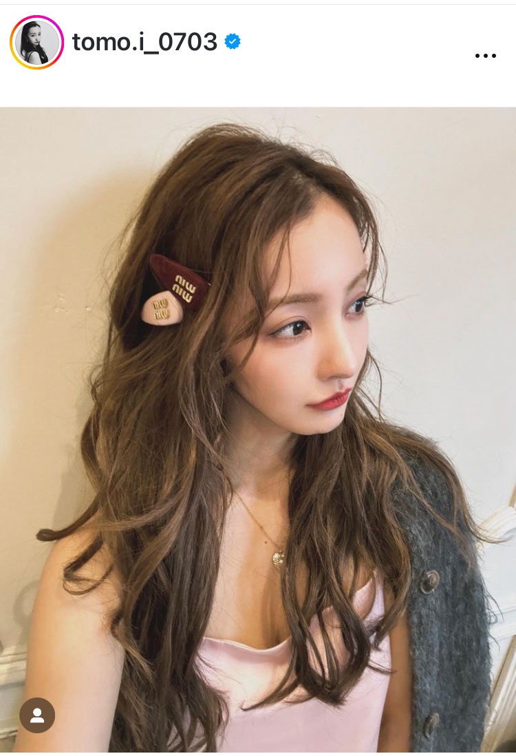 板野友美のインスタグラムから