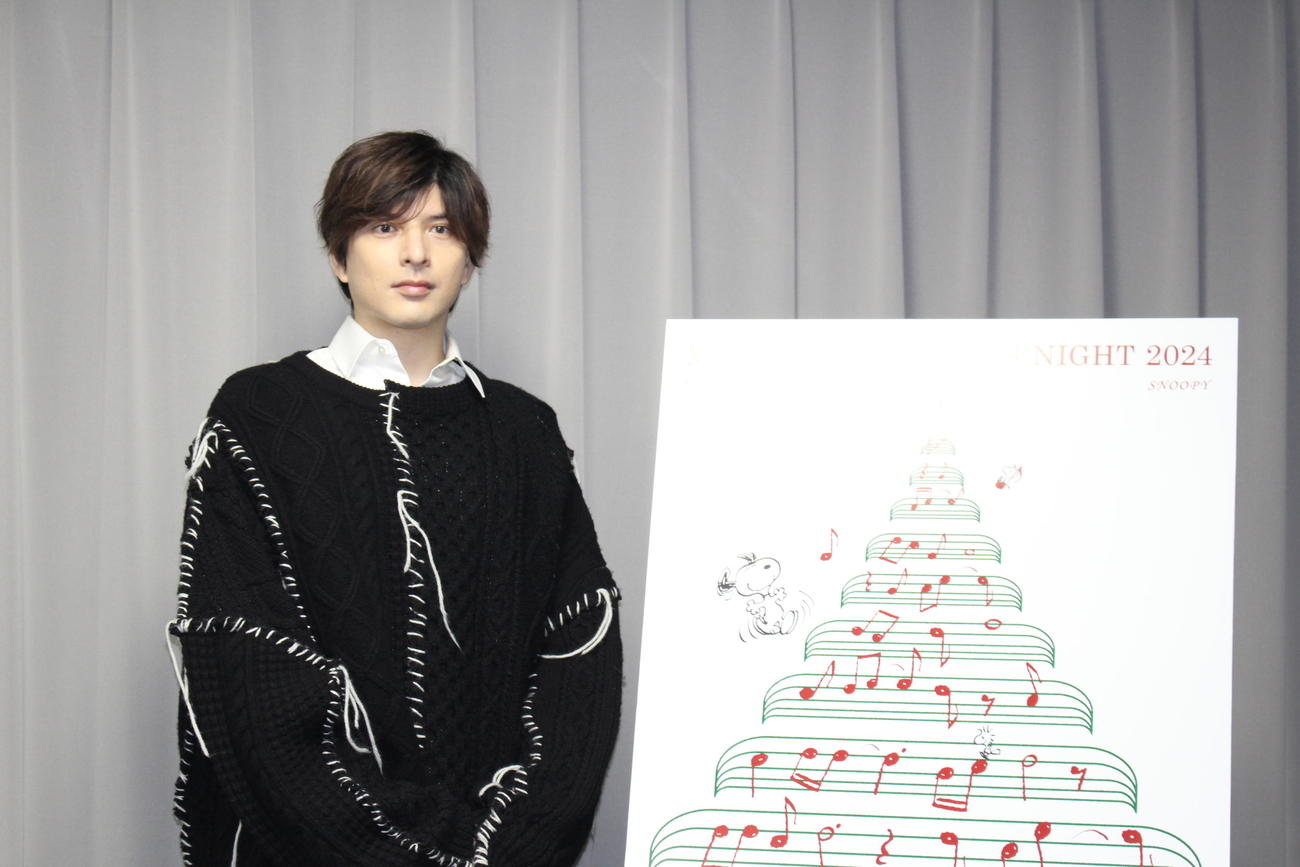 「クリスマスらしい楽しいコンサートです」と呼びかける城田優