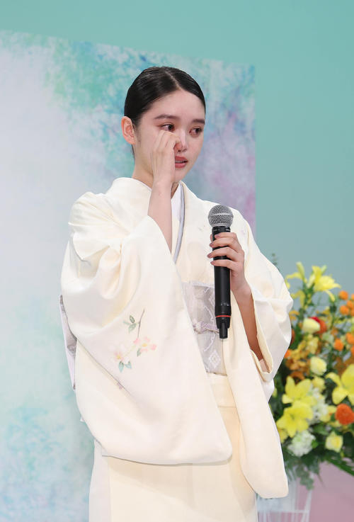 NHK朝ドラ「ばけばけ」ヒロイン高石あかり涙の理由「大好きな小学校の