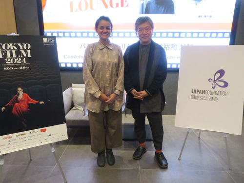 是枝裕和監督、インドの世界的新鋭パヤル・カパディア監督と対談　東京国際映画祭「交流ラウンジ」